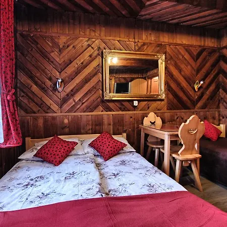 Goscinne Za Wnukiem Quarto em Acomodações Particulares *